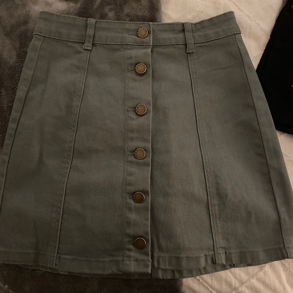 Dark green forever 21 skirt